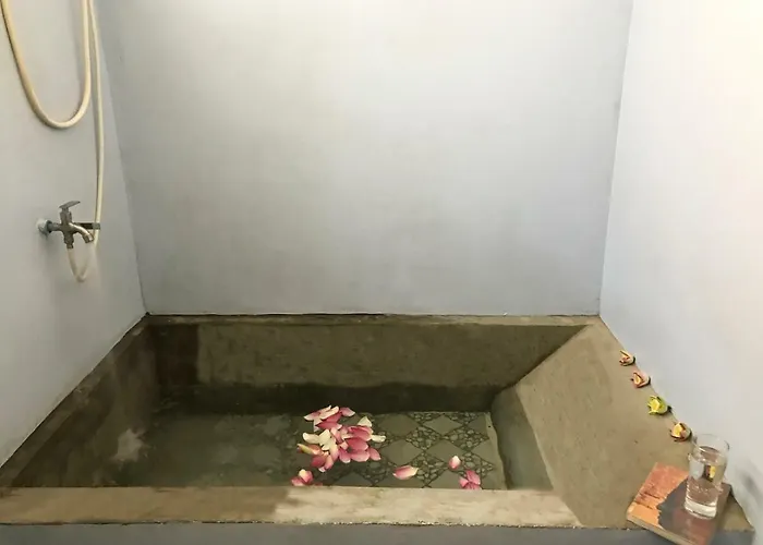 Golden Ganesha Hostel